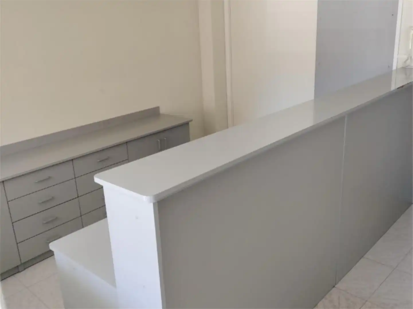 Local comercial en  Carrer de Montserrat 2 - Foto 4