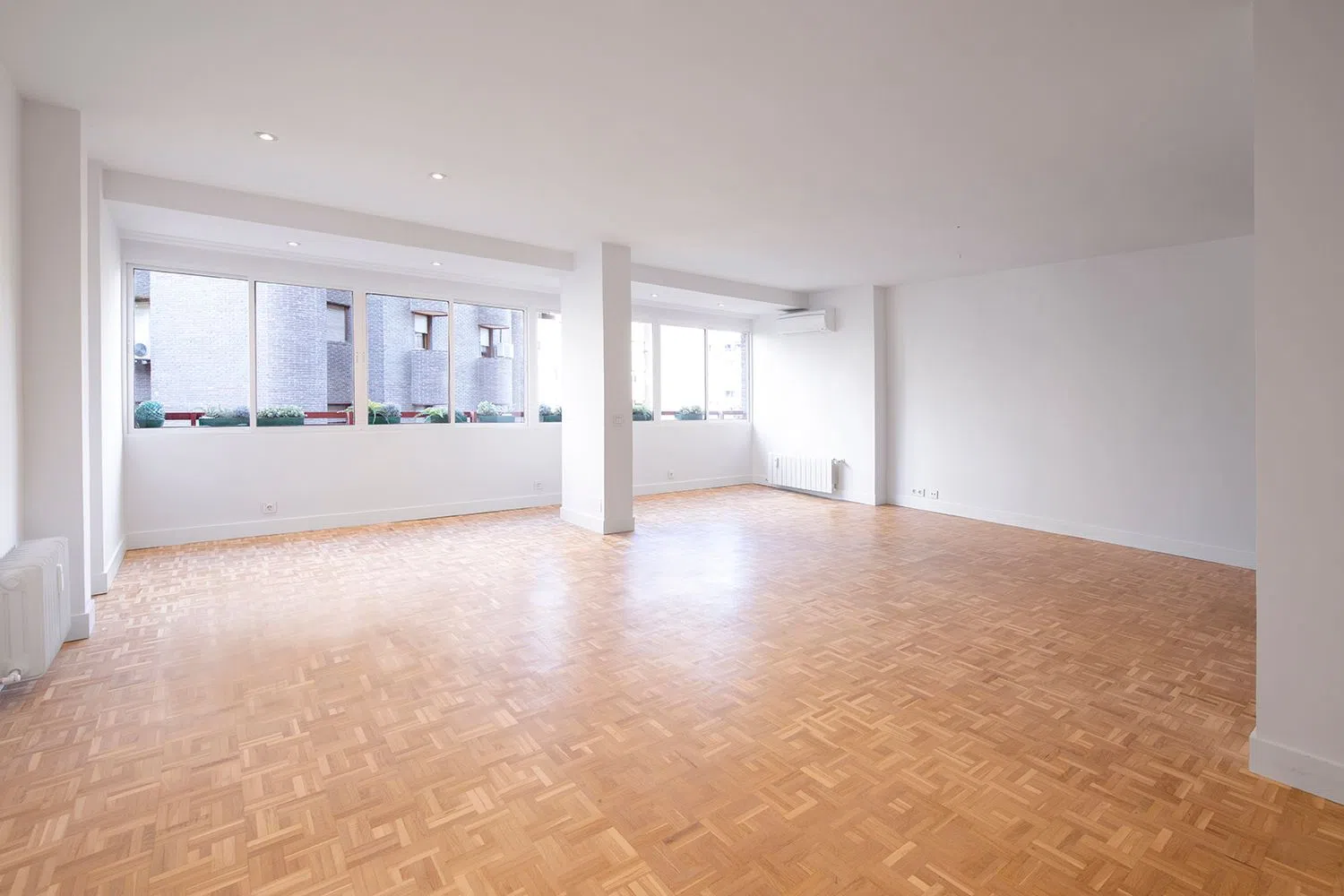 Piso en calle de Arturo Baldasano, 9 - Foto 2