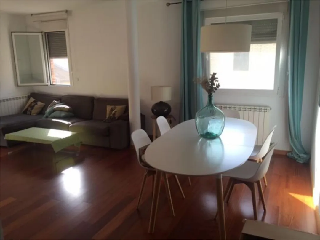 Ático en  Calle del Río Huerva 4 - Foto 2