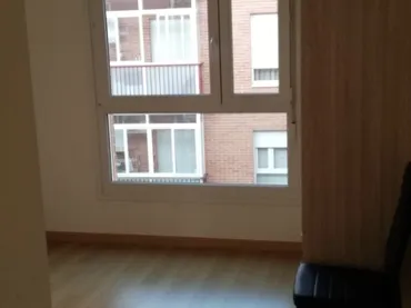 Piso en  Calle de José María Adán 11 - Foto 4