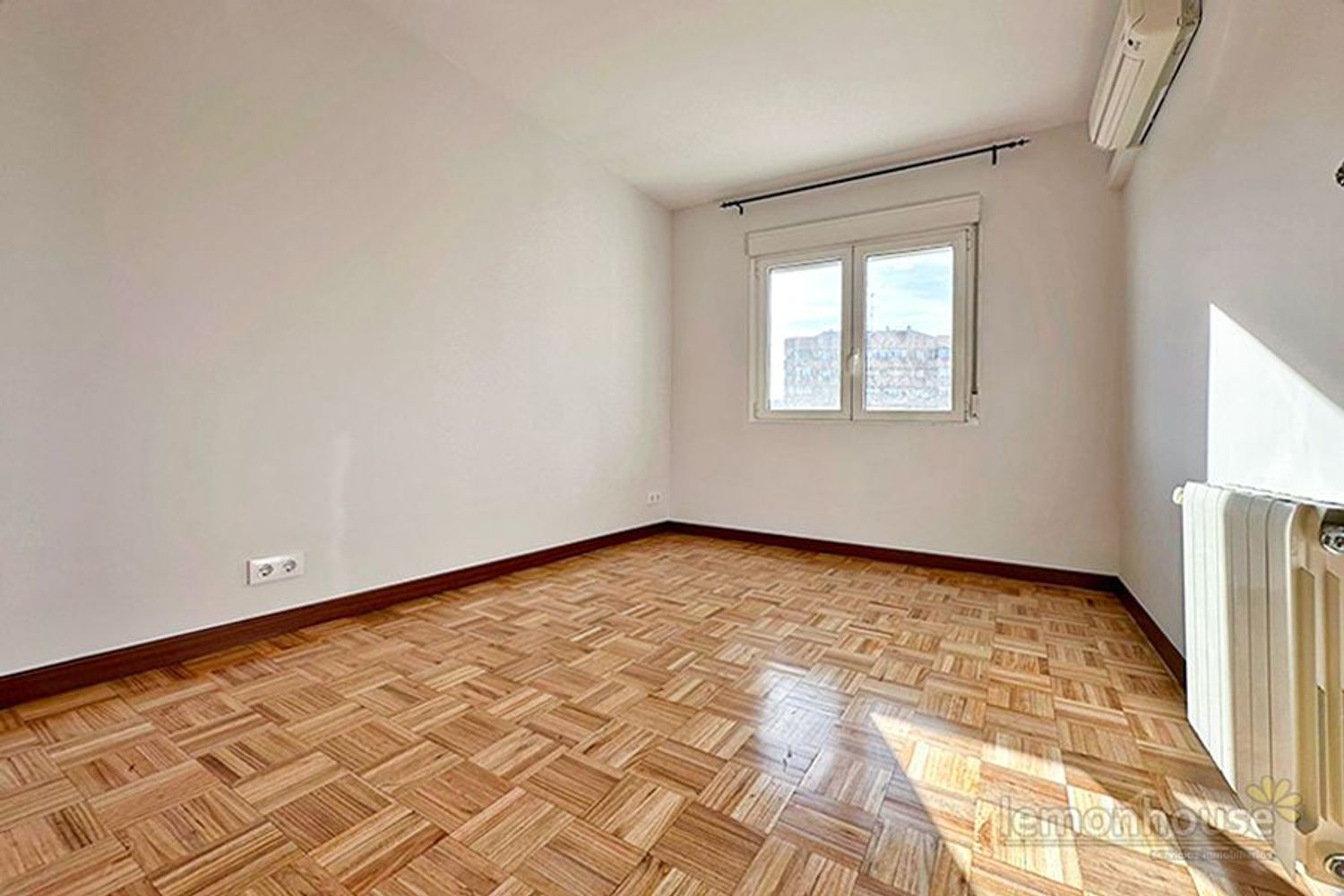 Piso en Avenida de Monforte de Lemos, La Paz - Foto 8