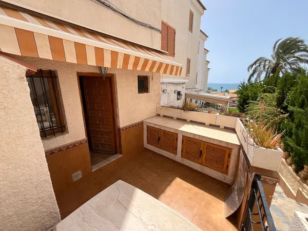 Chalet adosado en Avenida Oscar Espla, 17, Calas de Santa Pola este, Calas de Santa Pola este - Foto 1