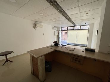 Local comercial en  Calle Comandante Seva 11 - Foto 14