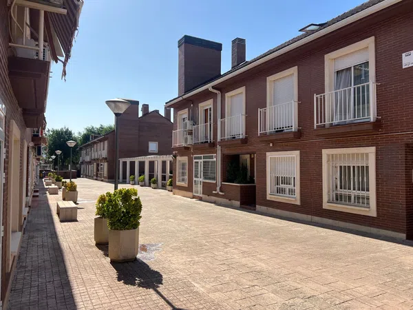 Chalet adosado en Paseo Argentina, 11 - Foto 1