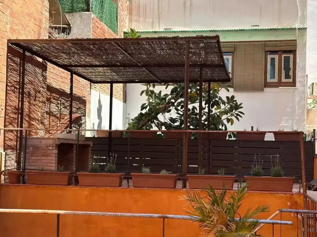 Local comercial en  Carrer de Llançà - Foto 3