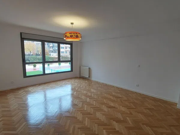 Piso en avenida del Santuario de Valverde, 74