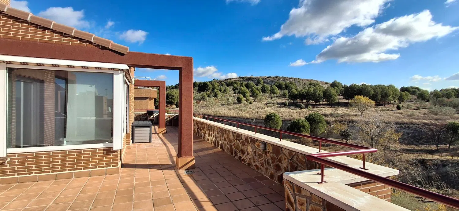 Ático en calle del Lago Bañolas, 6 - Foto 3