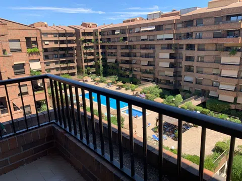 Piso en avenida Divina Pastora, 7