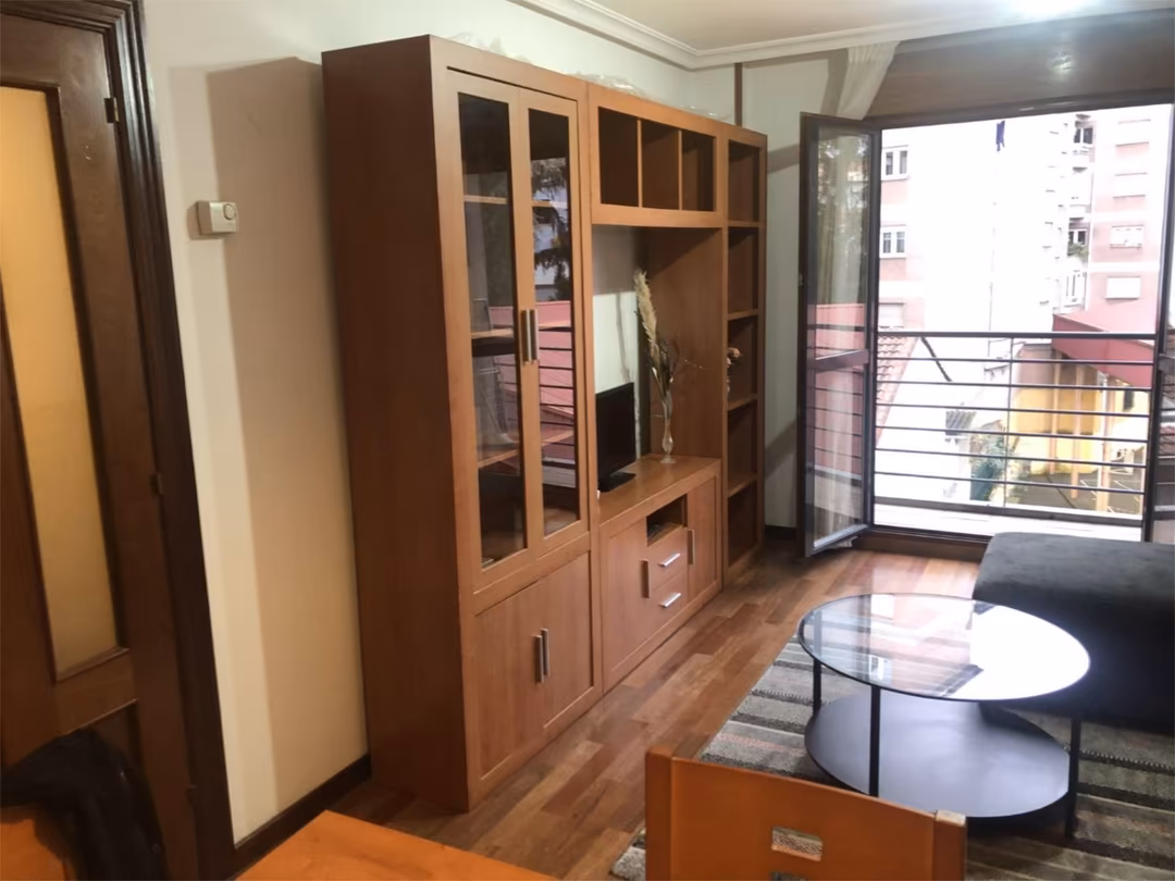 Apartamento en  Calle Marqués de Valero de Urria 8 - Foto 8