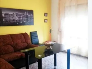 Piso en Ciudad Jardín - Foto 1