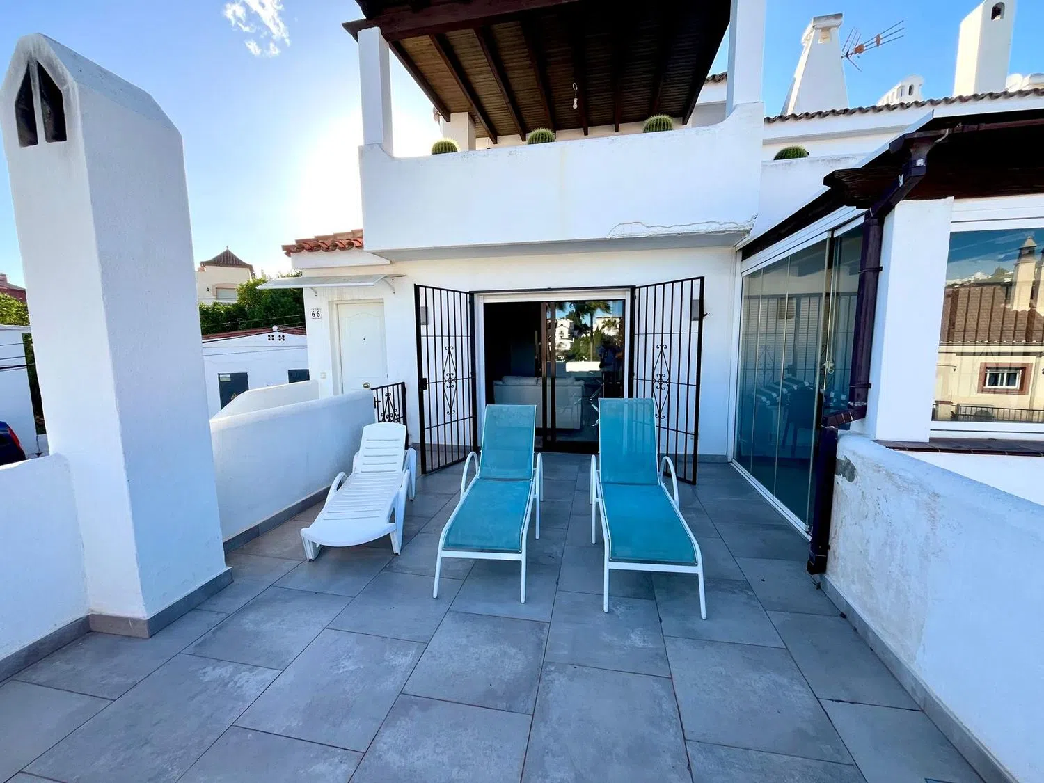 Chalet adosado en calle Zinias, 66 - Foto 3