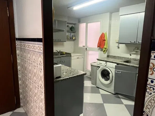 Piso en calle d'Hernán Cortés, 24 - Foto 6