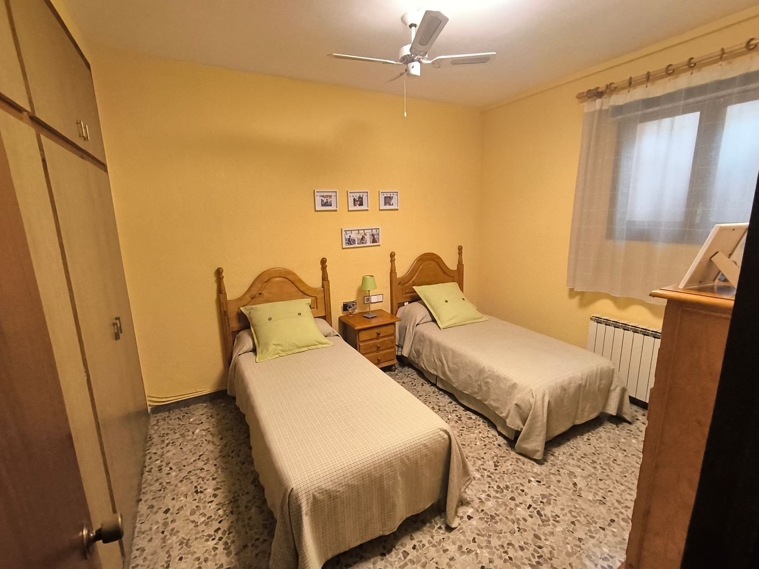 Chalet adosado en Calle de Lluís Carulla, 24 - Foto 5