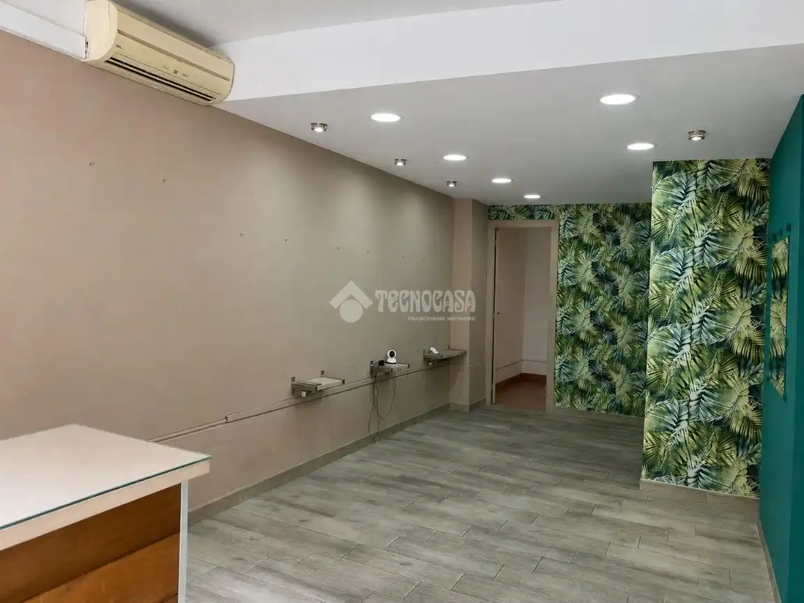 Local comercial en L'Hospitalet de Llobregat - Foto 13