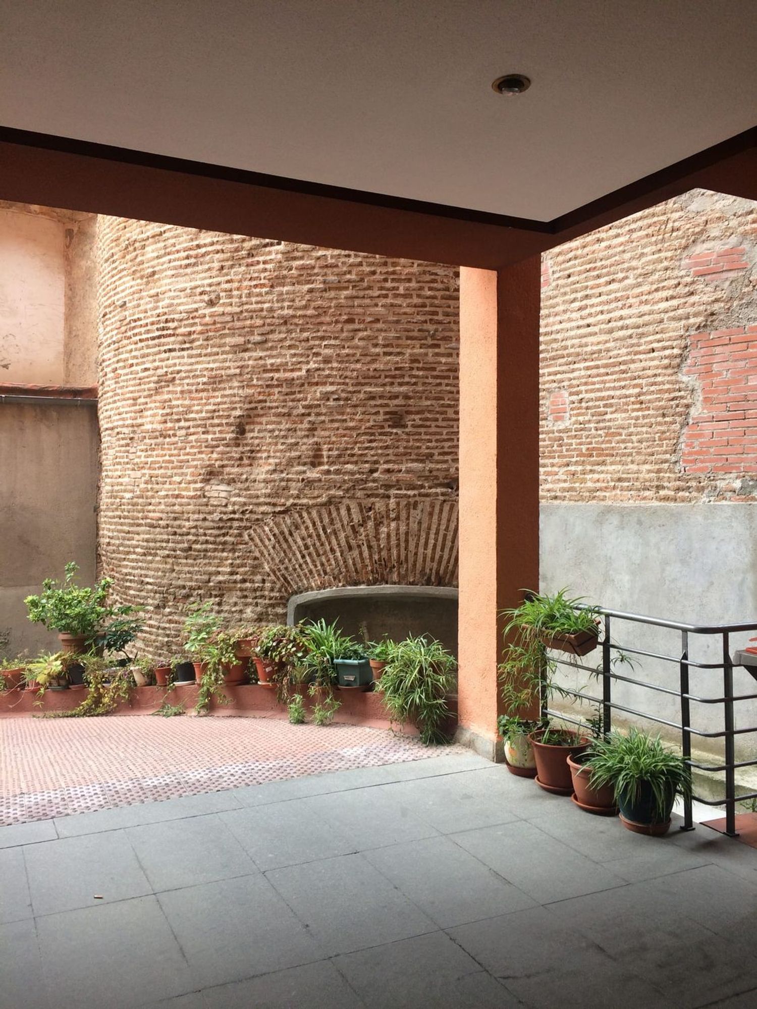 Estudio en calle de los Abades, 11