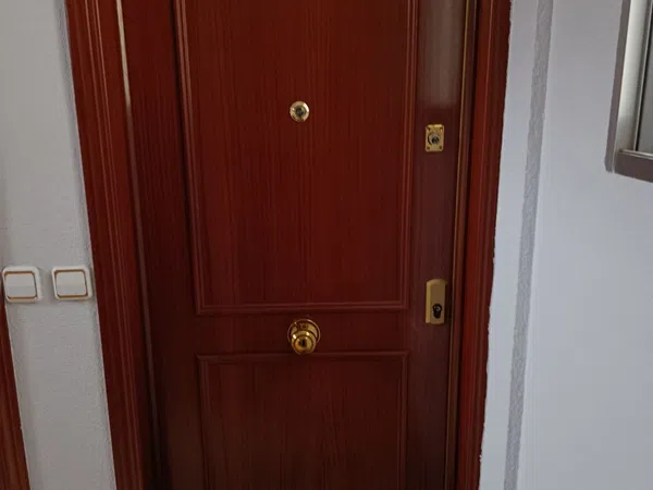 Piso en calle de Soria, 4