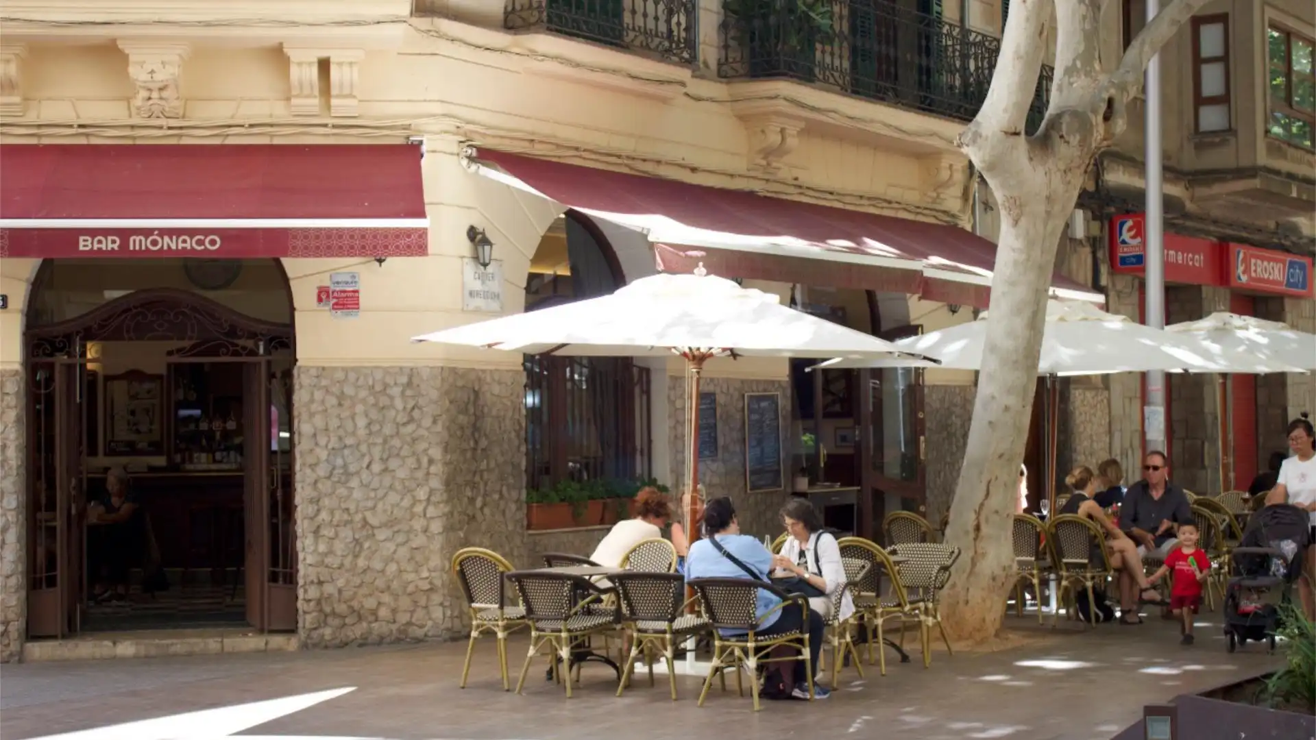 Piso en  Carrer Patronat Obrer 8 - Foto 24