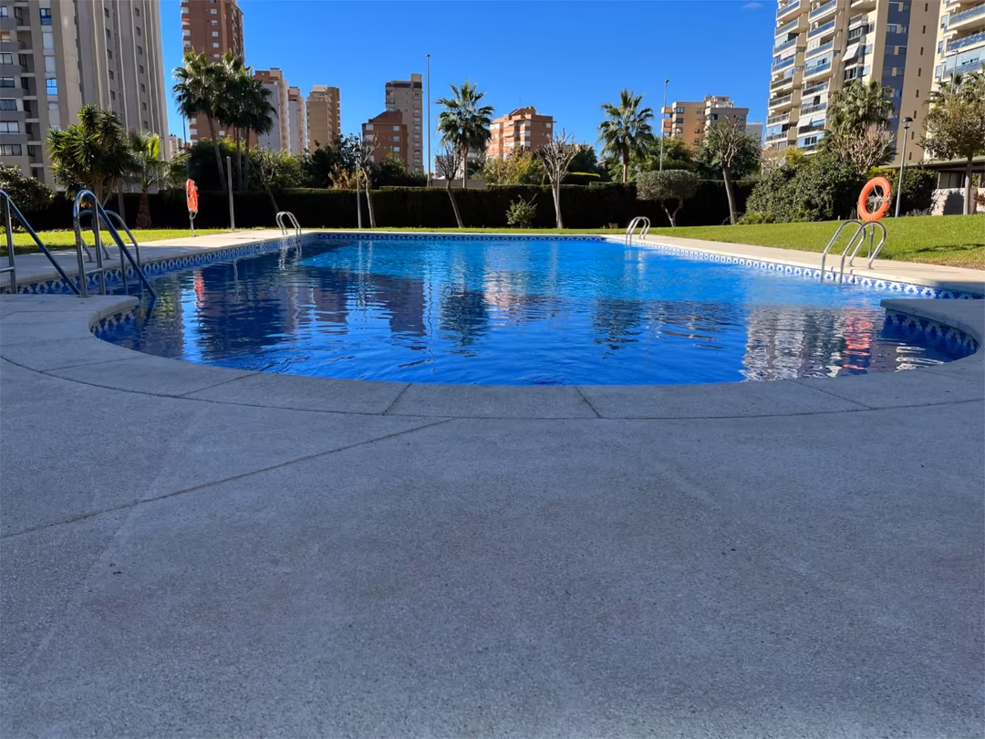 Apartamento en  Avenida del Municipi 14 - Foto 3
