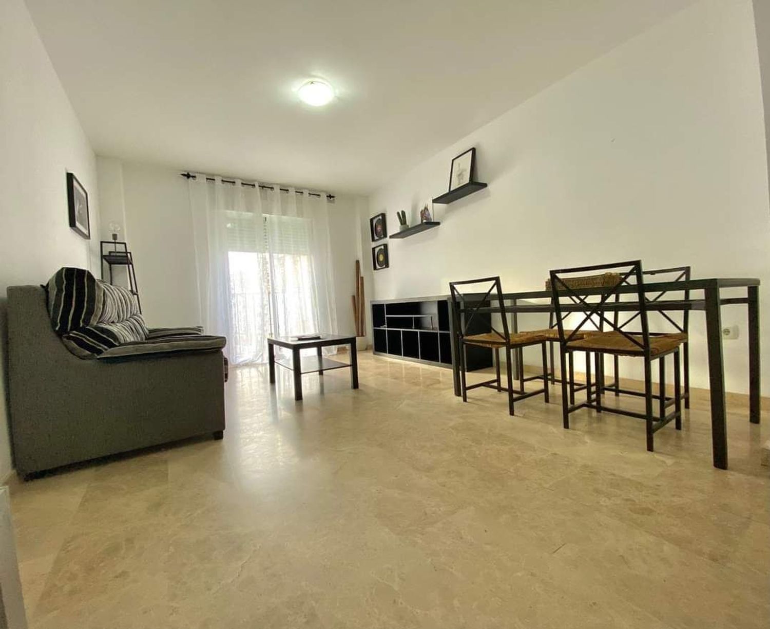 Piso en Calle Cumbres Mayores, 19, Nuevo Parque - Los Rosales - Tráfico Pesado, Nuevo Parque - Los Rosales - Tráfico Pesado - Foto 2
