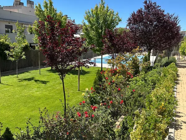 Chalet adosado en Calle de Irlanda, 32 - Foto 3