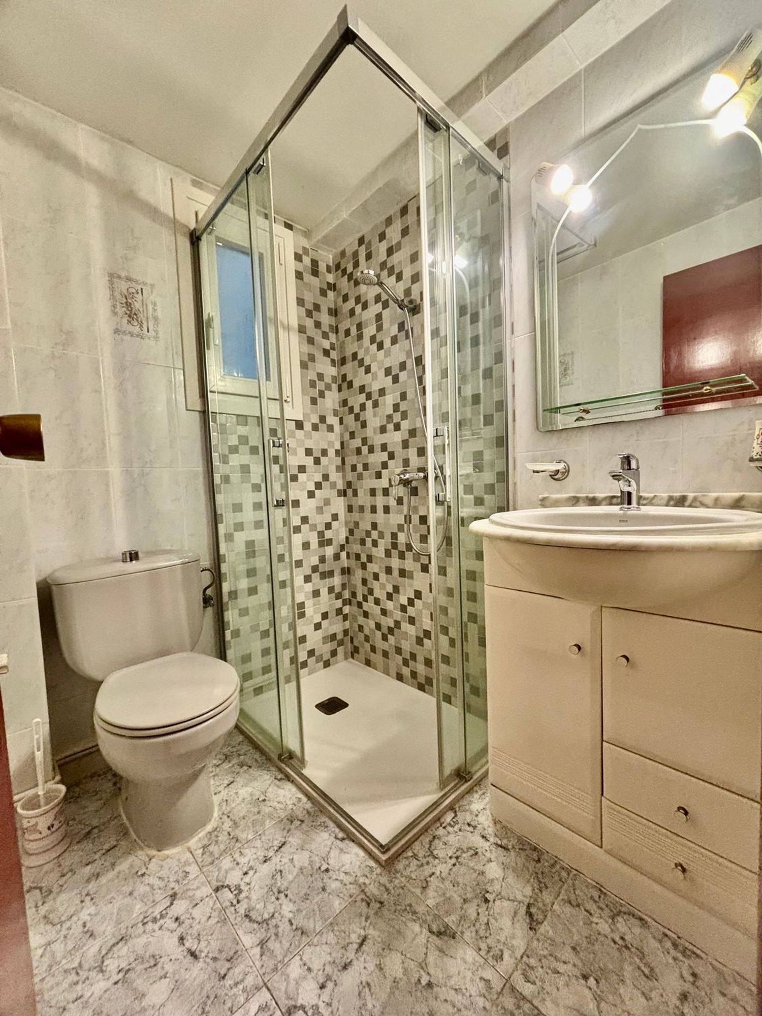 Piso en Barrio Pol Universidad Romareda - Foto 7