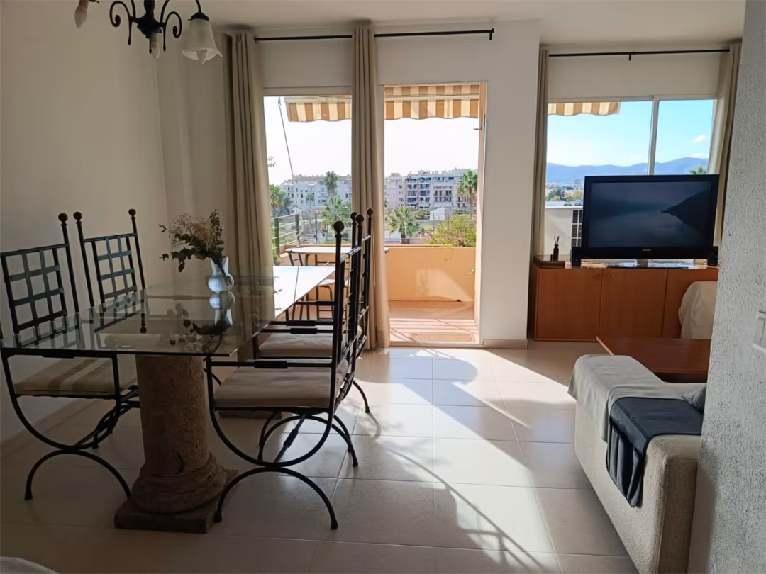 Piso en  Carrer de Hostal de la Creu 8 - Foto 7