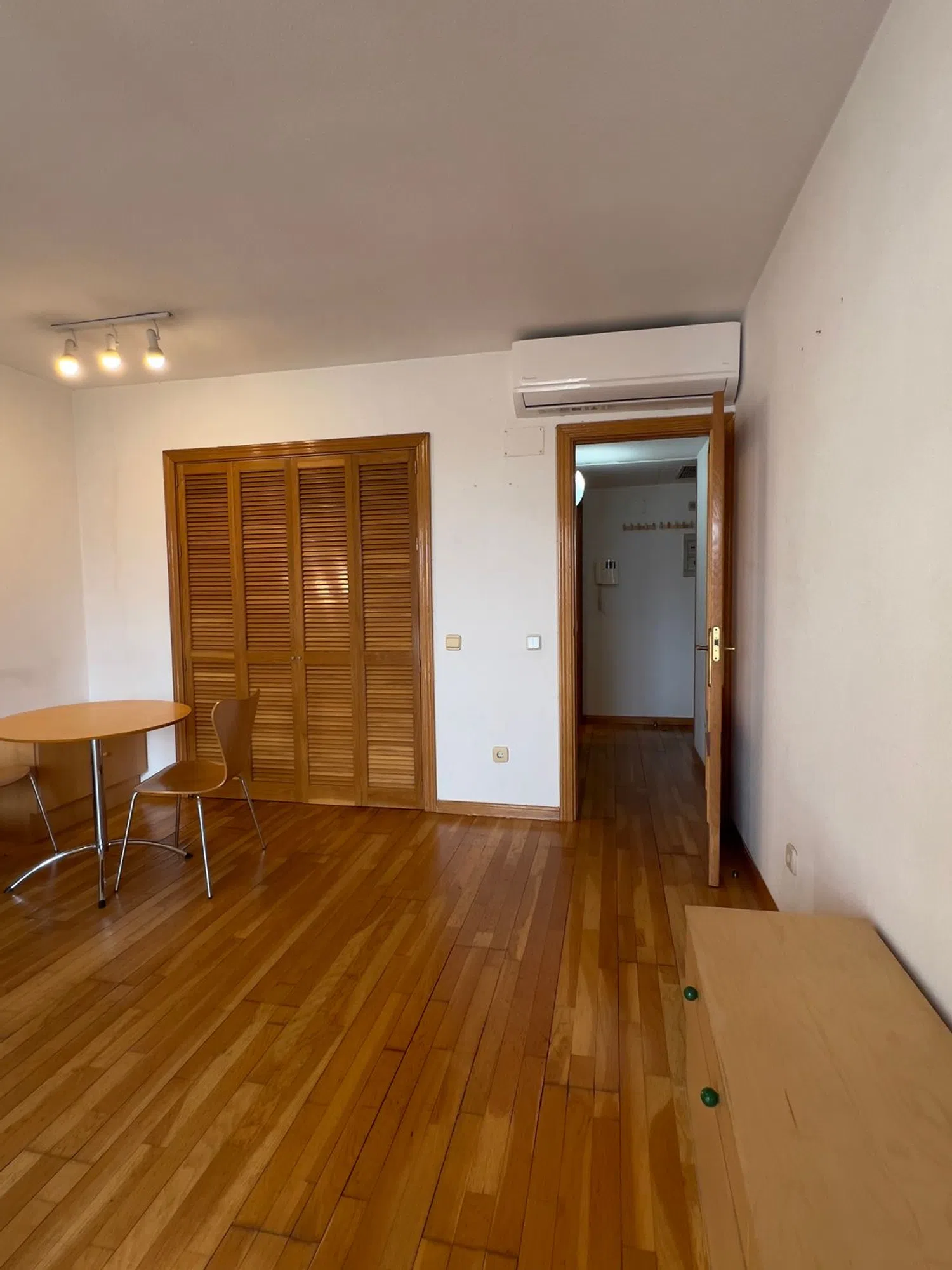 Estudio en calle de Sor Ángela de la Cruz, 40 - Foto 6