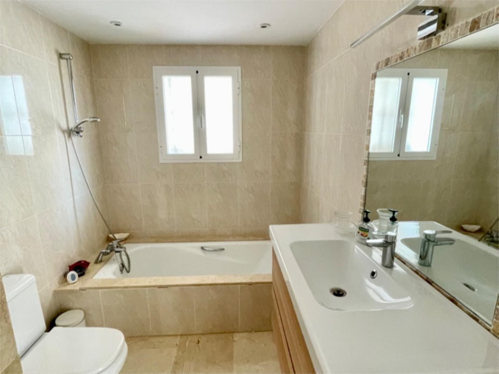 Piso en  Calle las Azucenas 7 - Foto 9