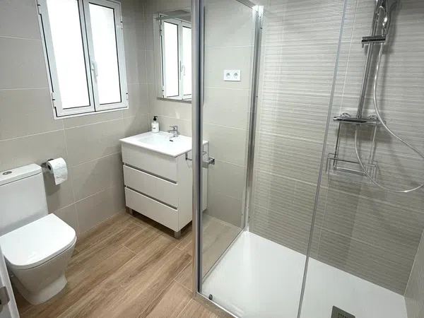 Piso en avenida de la Viñuela, 25 - Foto 2