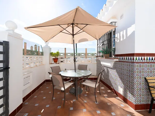 Chalet adosado en calle Picadero, 20 - Foto 2