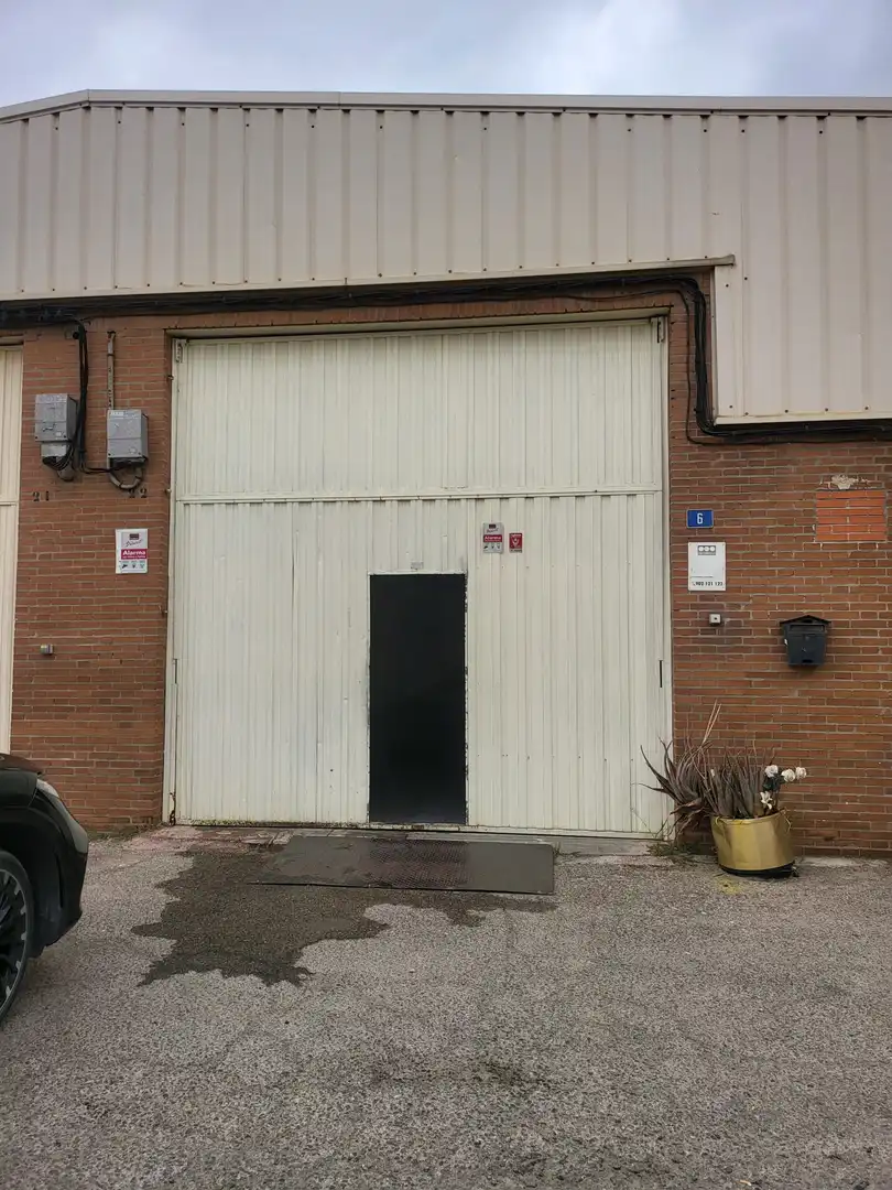 Nave Industrial en Leganés - Foto 2