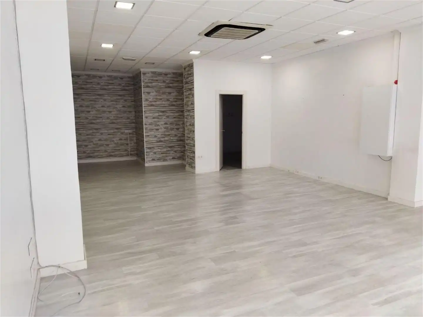 Planta baja en  Calle Sagrada Familia 14 - Foto 8