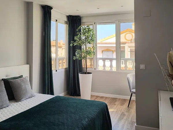 Chalet adosado en Plaza H-1 Villa Rosa, 6 b, Los Balcones y los Altos - Foto 5