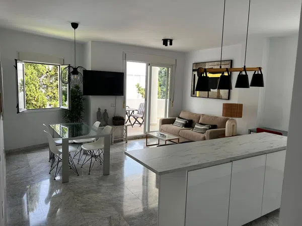 Dúplex en Bulevar Príncipe Alfonso de Hohenlohe, 269, La Carolina-Guadalpín - Foto 1