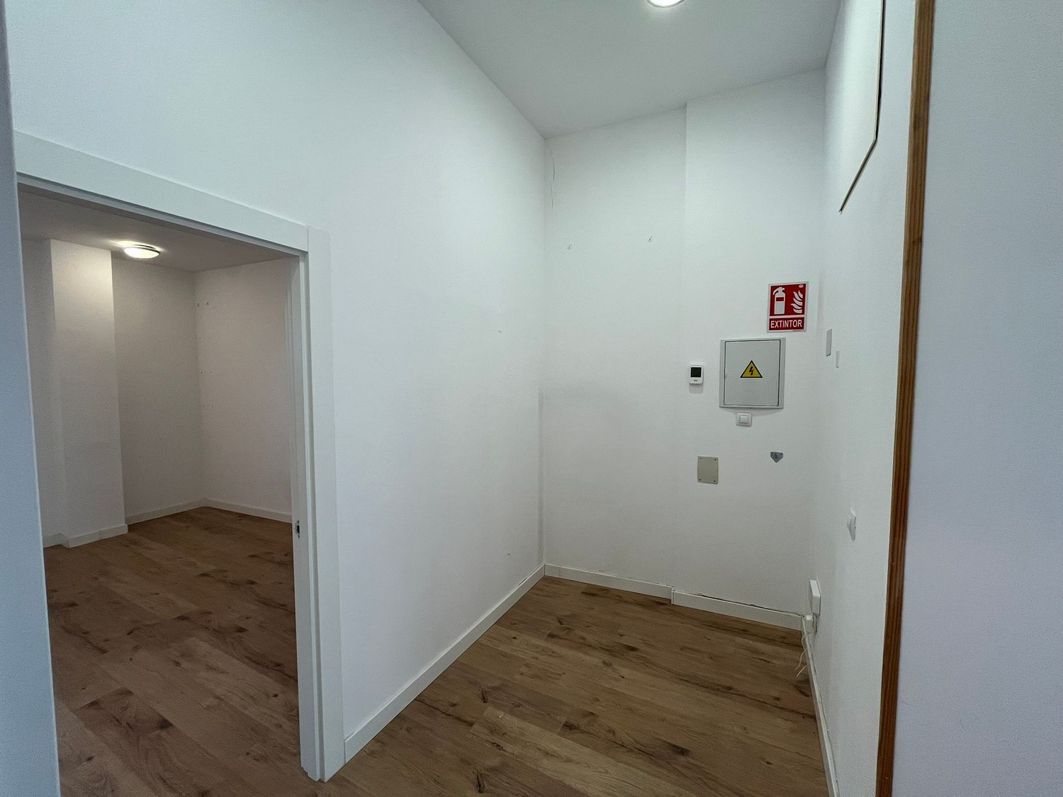 Local en Avenida Ilustración, 52, Zabalgana - Ariznabarra, Zabalgana - Ariznabarra - Foto 4