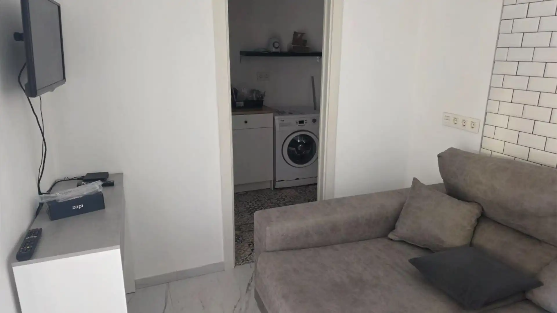 Casa adosada en  Calle Francisco López López 150 - Foto 3