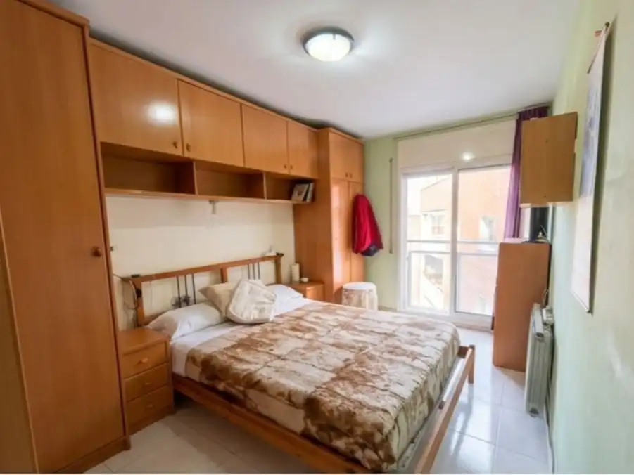 Piso en  Carrer d'Antoni Mestres Jané 33 - Foto 6