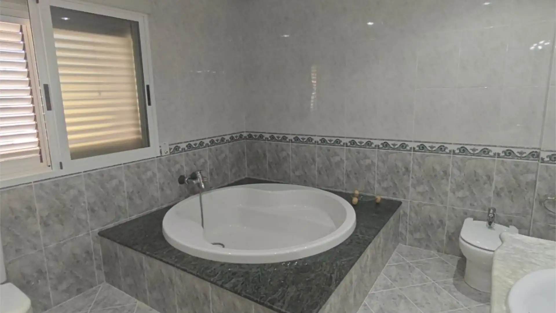 Casa adosada en  Calle Carrascos 18 - Foto 14