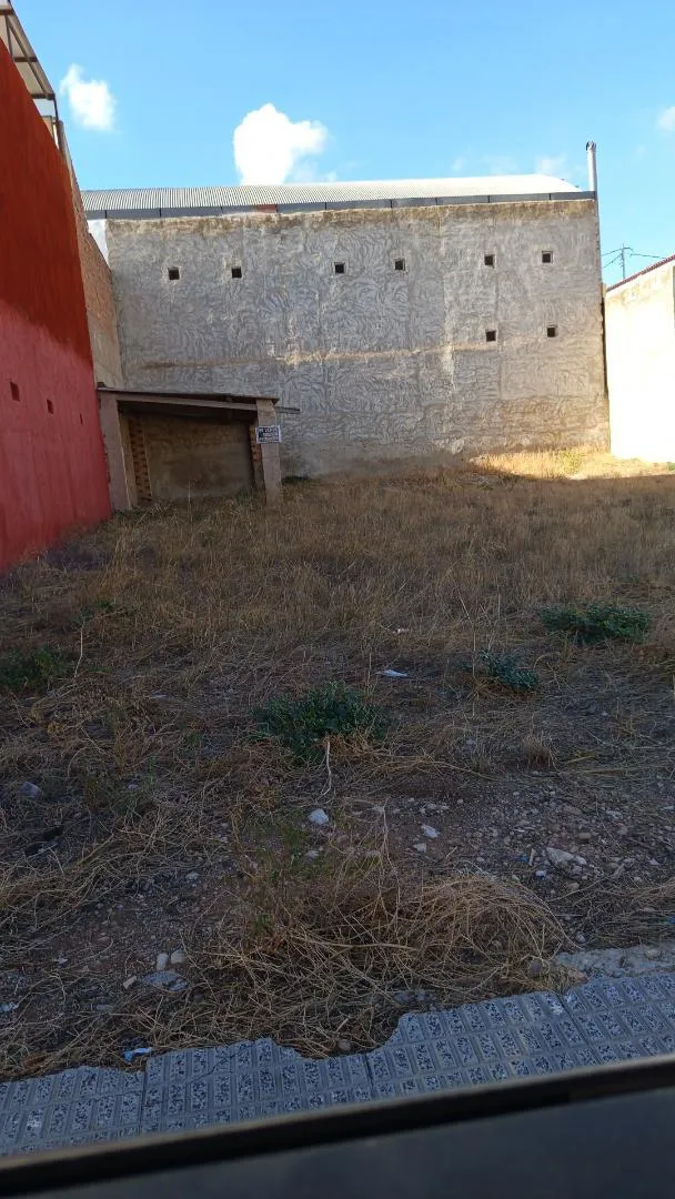 Planta baja en  Calle Santa Cristina 44 - Foto 1