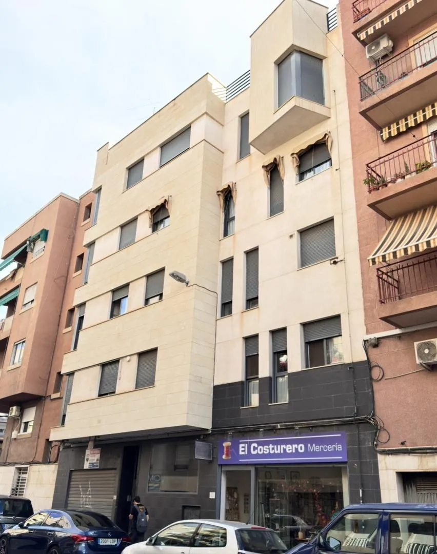 Piso en  Carrer Cayetano Martínez 10 - Foto 13