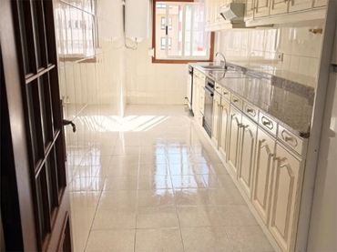 Piso en  Avenida da Concordia 1 - Foto 1