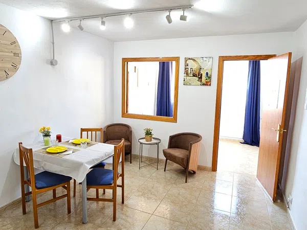 Estudio en puig de alaro 14, 10