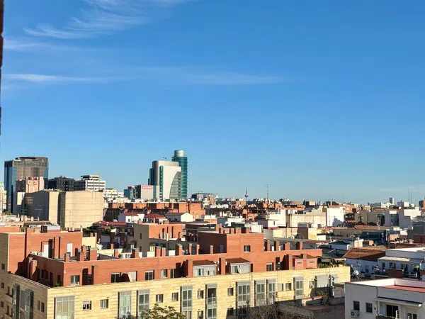 Piso en calle de la Reina Mercedes, 1