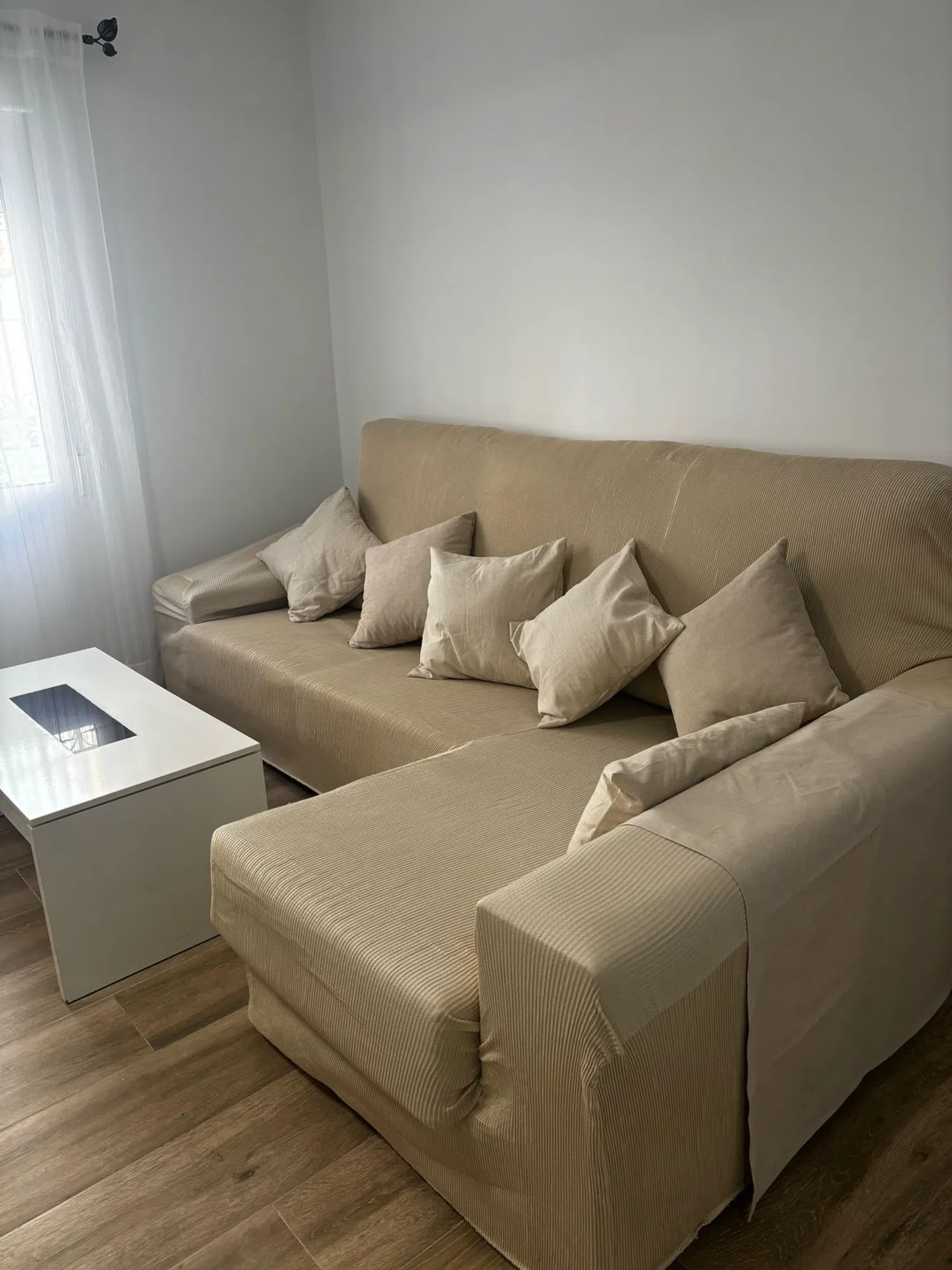 Piso en calle Leiria, 12 - Foto 1