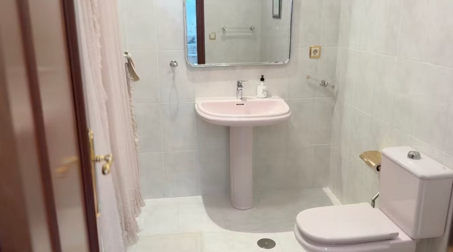 Casa o chalet independiente en Calle Dato Iradier, 6, Carolinas Altas - Foto 14