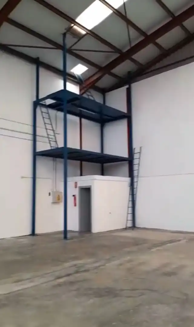 Nave Industrial en  Avenida Saturno - Foto 17