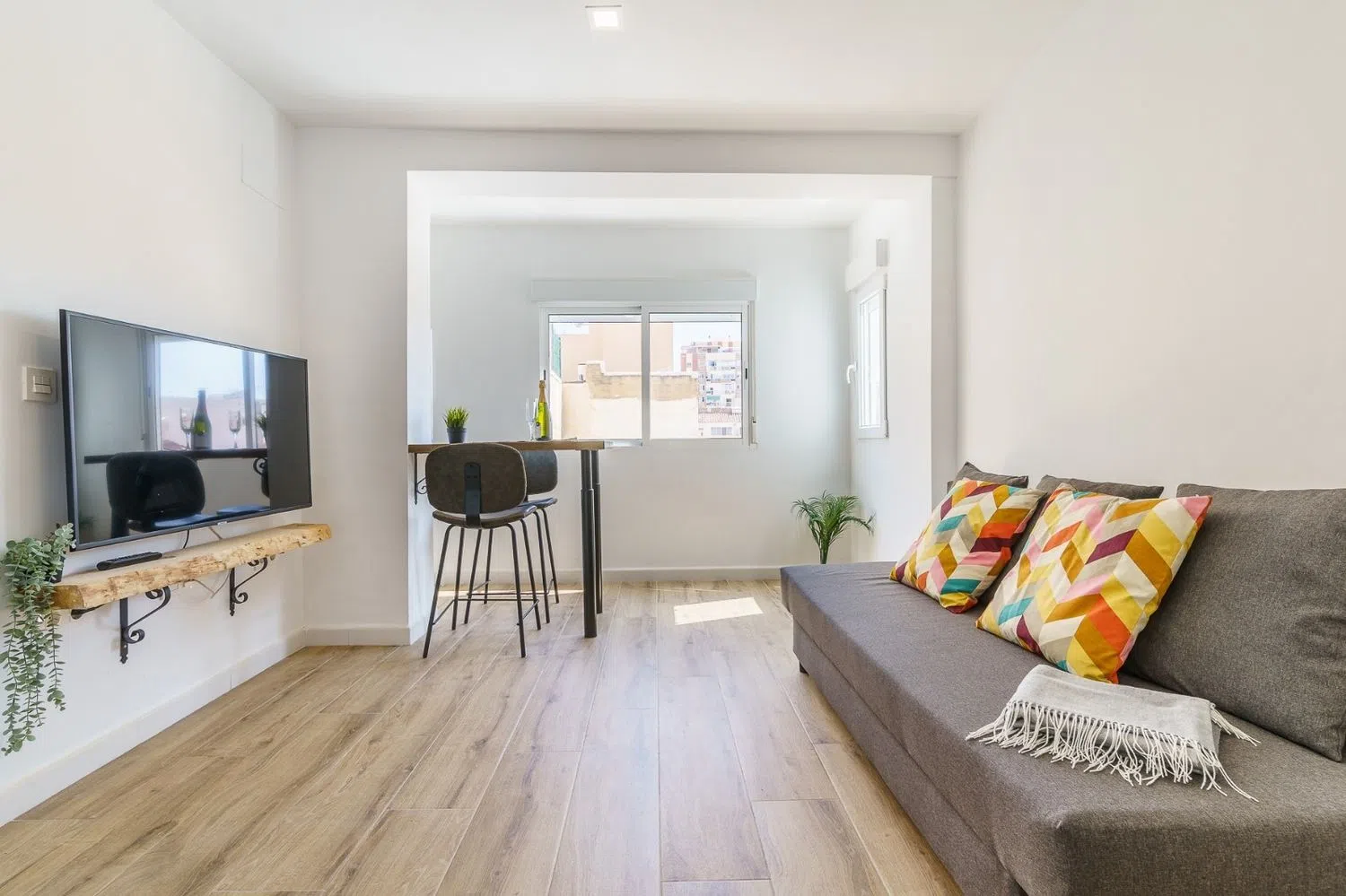 Estudio en calle Fernando Chirino, 6 - Foto 1