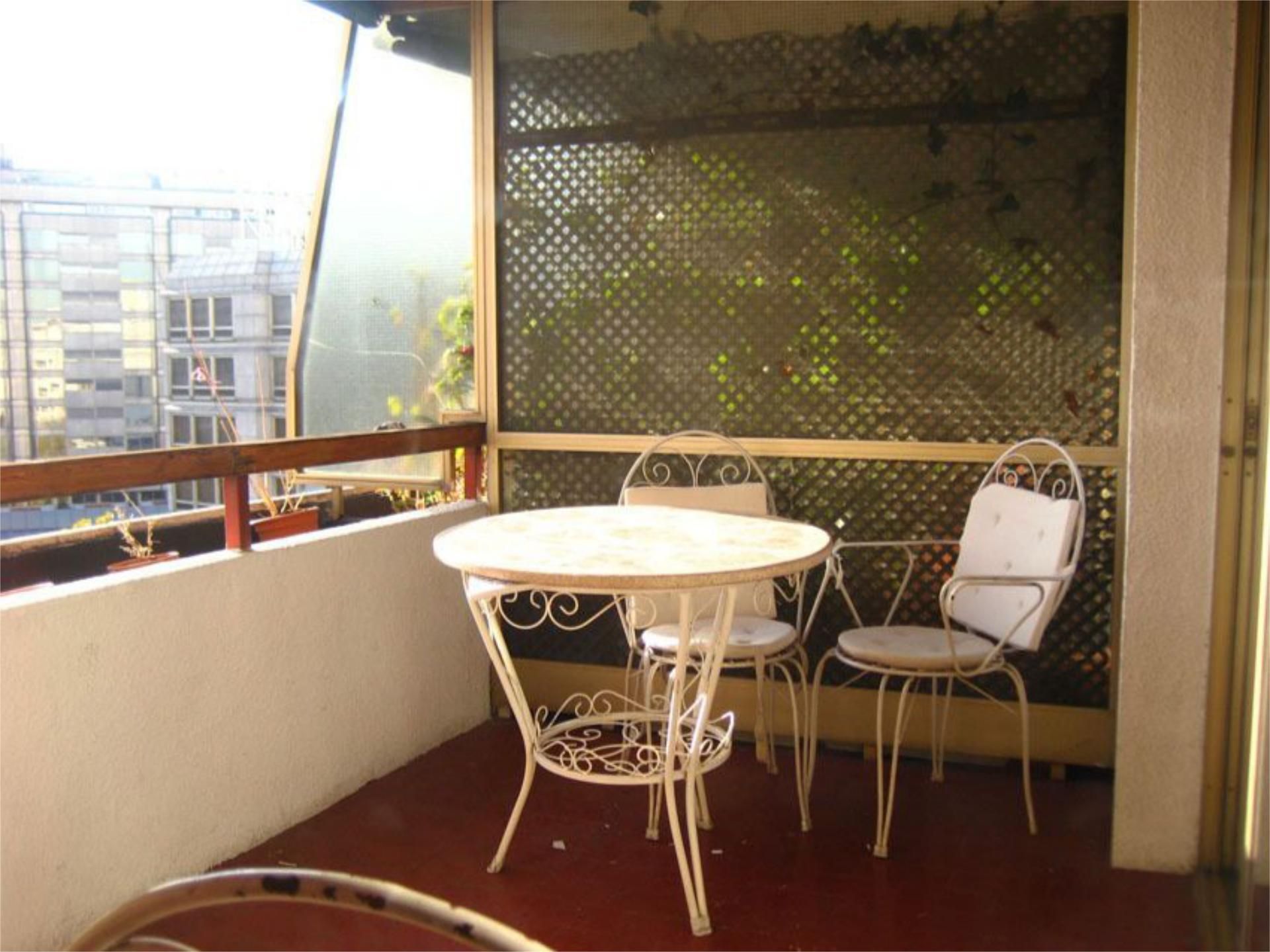 Piso en  Calle de Santa Cruz de Marcenado 33