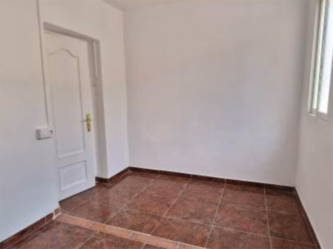 Piso en  Carrer d'Antella 3 - Foto 7