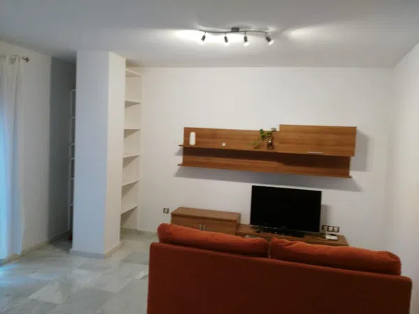 Piso en Barrio Cruz Roja - Capuchinos - Foto 7